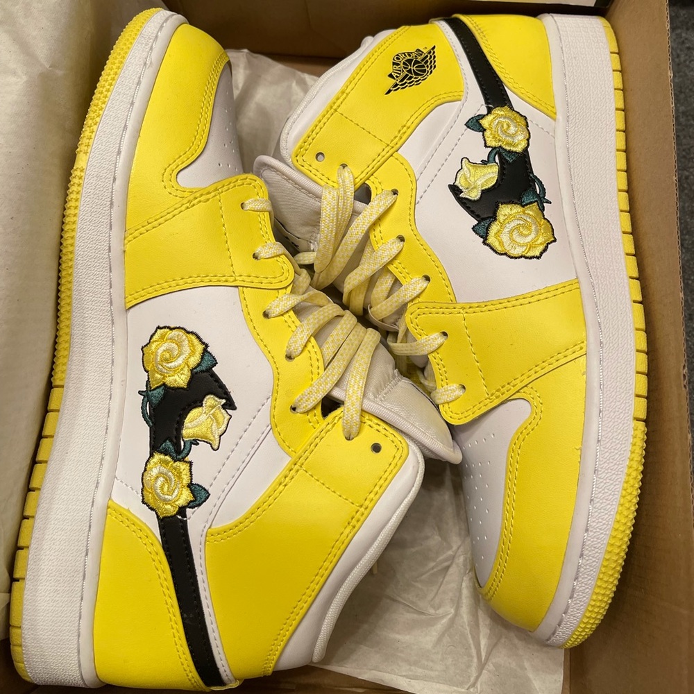 Jordan 1 MID (GS)